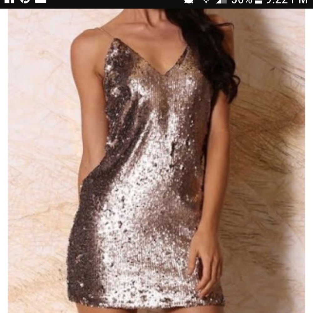 Mini dress never worn.